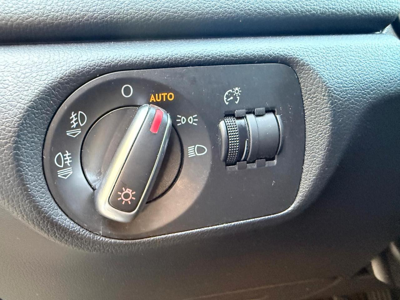 Audi Q3 2.0 TDI quattro S LINE