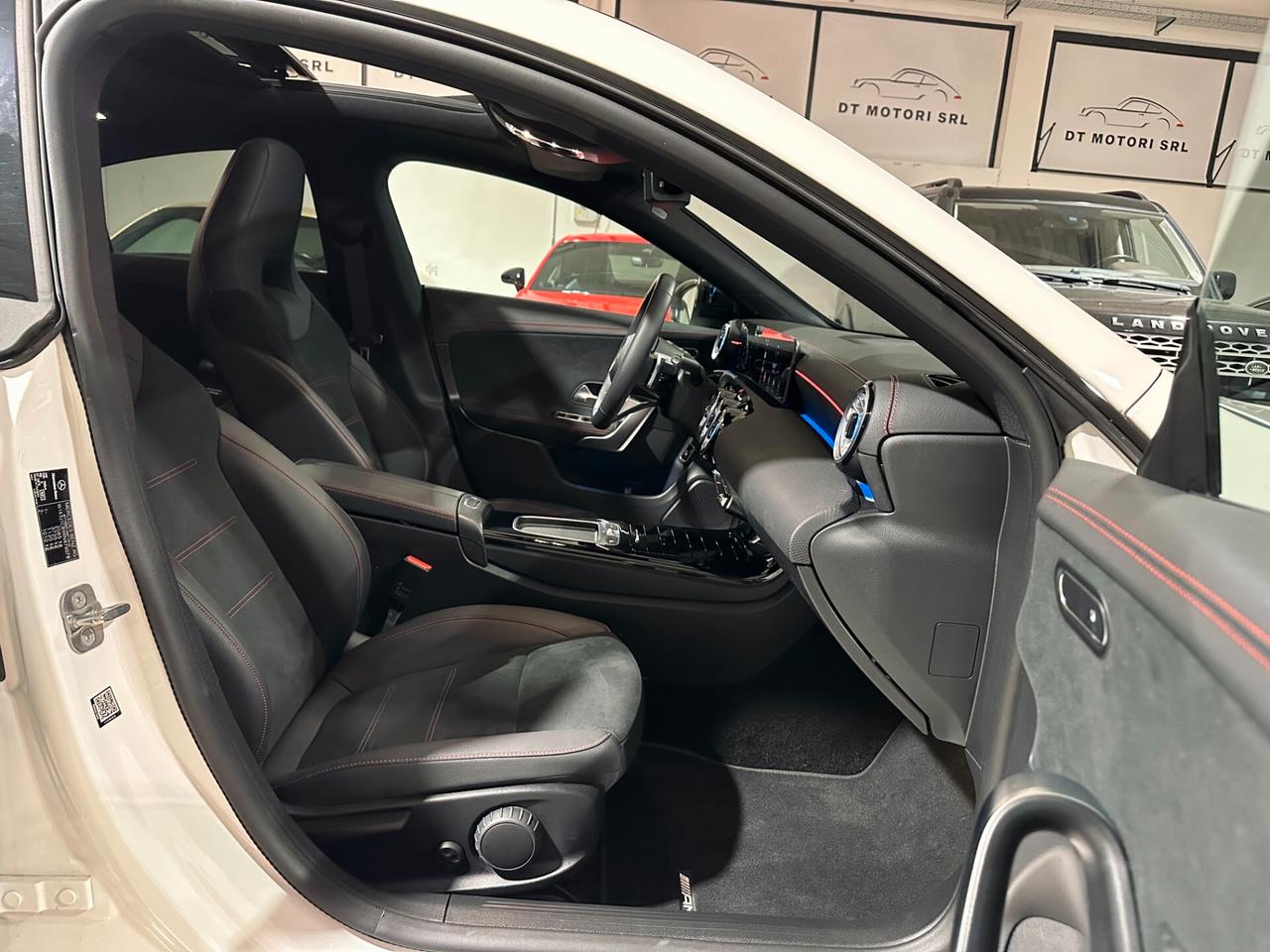 Mercedes-benzCLA 200 d Automatic AMG Line Premium - TETTO - LUCI 64 COLODI - 360