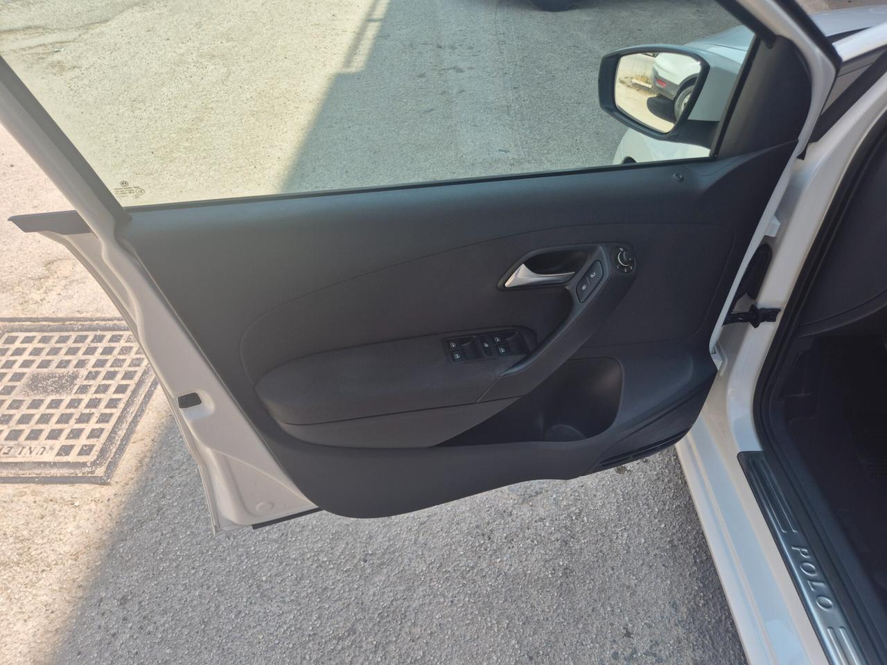 VW POLO 1.2 DIESEL TETTO APRIBILE NAVIGATORE KM CERT