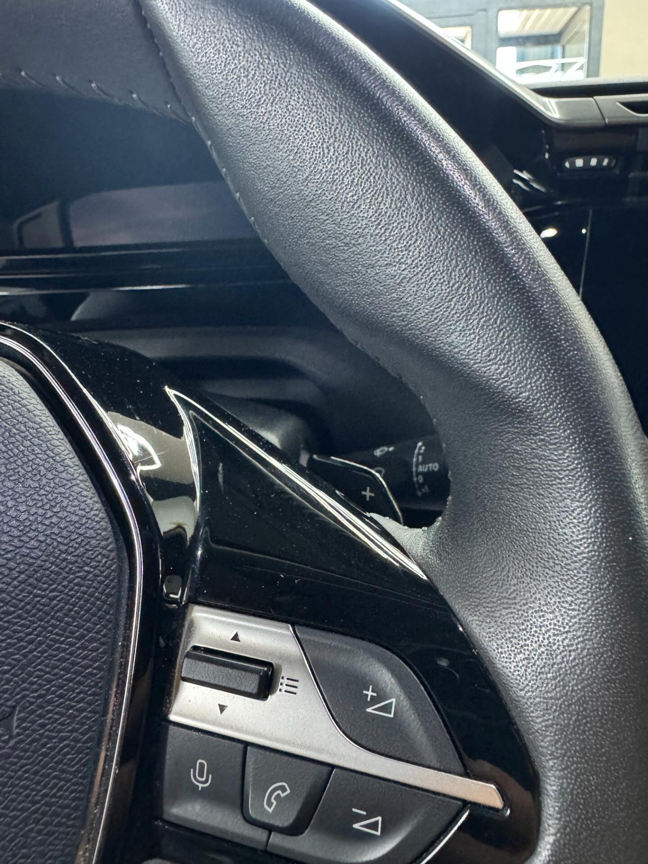 Peugeot 308 BlueHDi 130 S&S EAT8 Allure