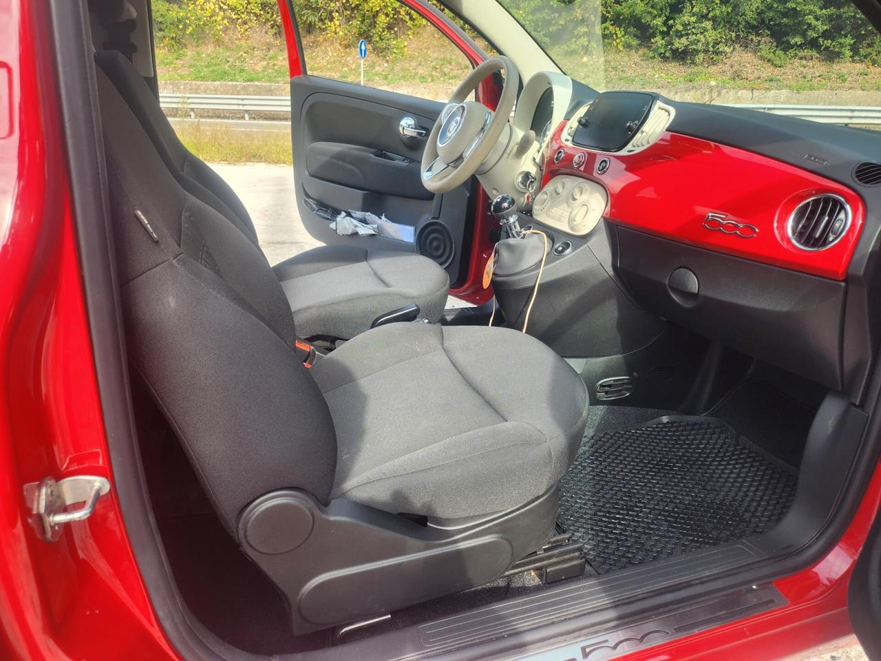 Fiat 500 1.0 Hybrid Red