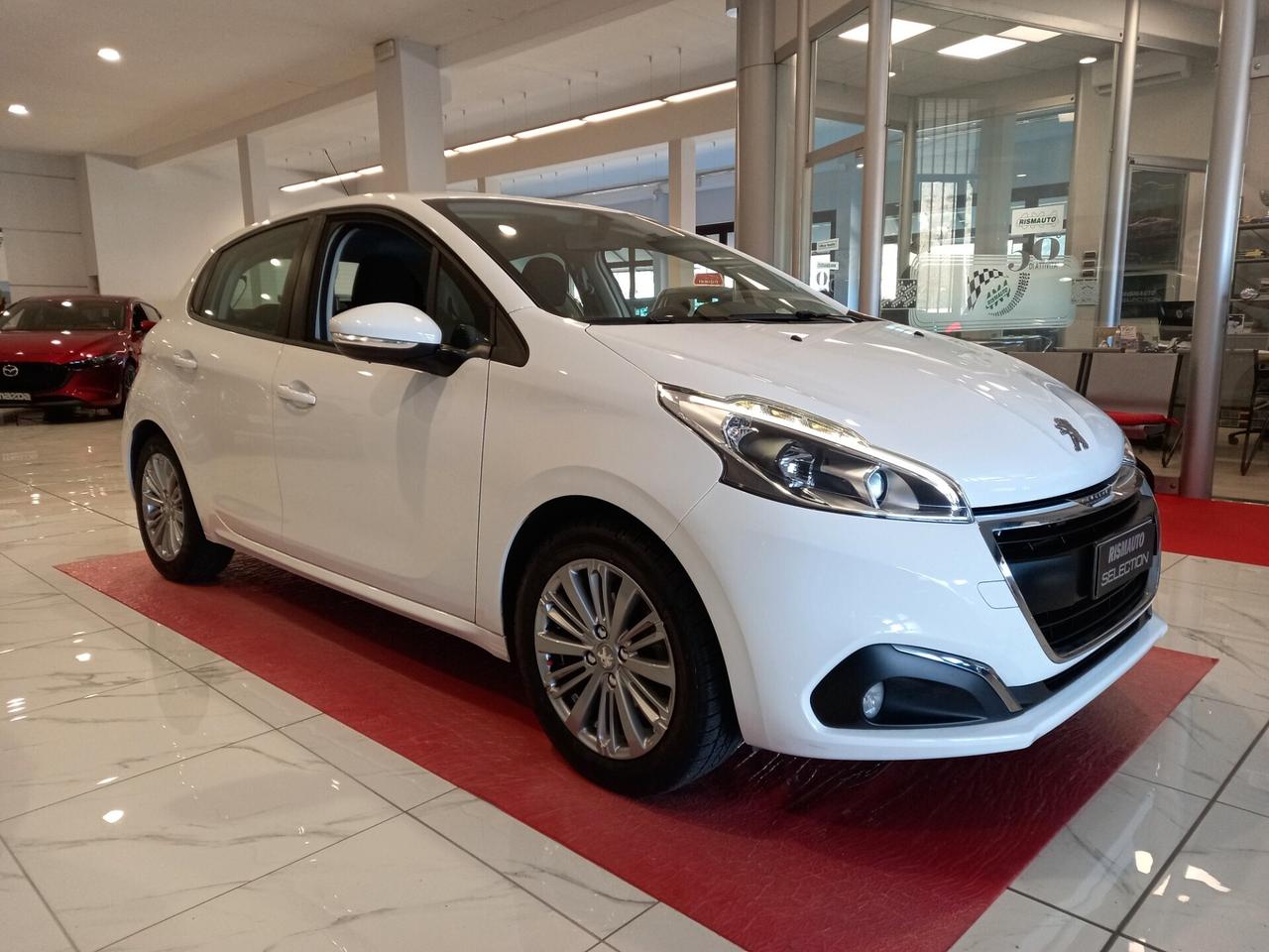 Peugeot 208 PureTech 82 66.000 KM