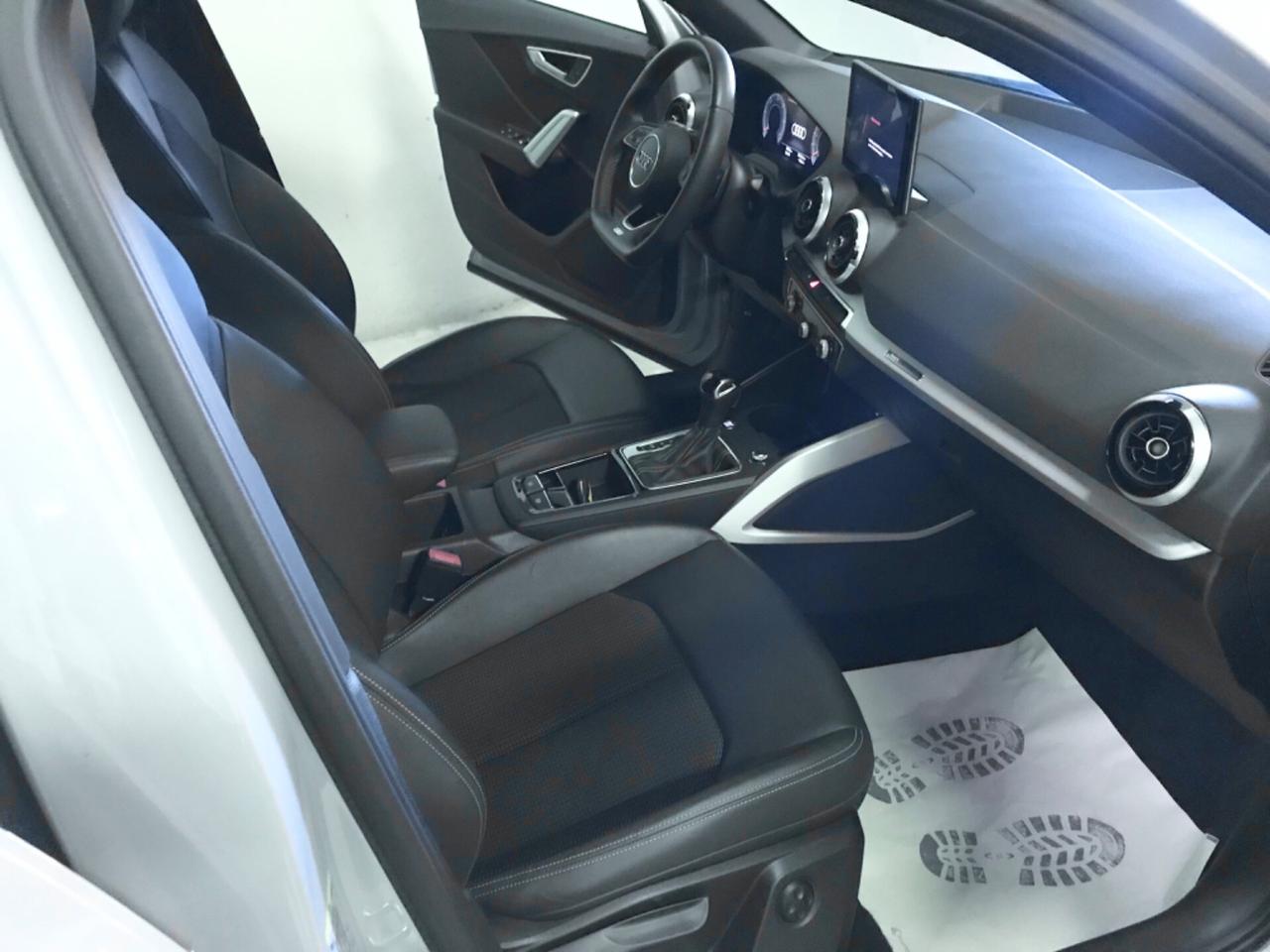 Audi Q2 35 TDI S tronic line Edition