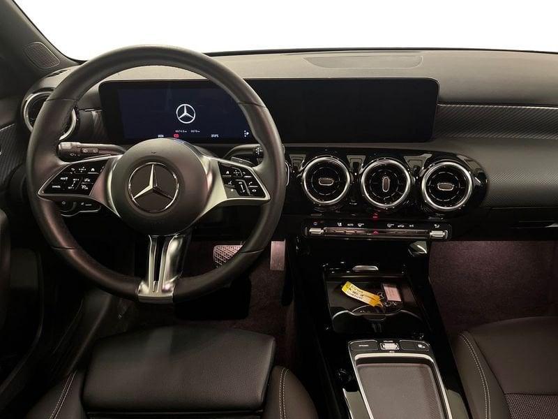 Mercedes-Benz Classe A 180 d Automatic Business Extra
