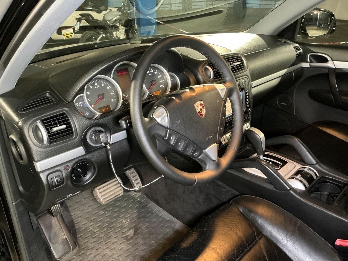Porsche Cayenne 4.5 cat S