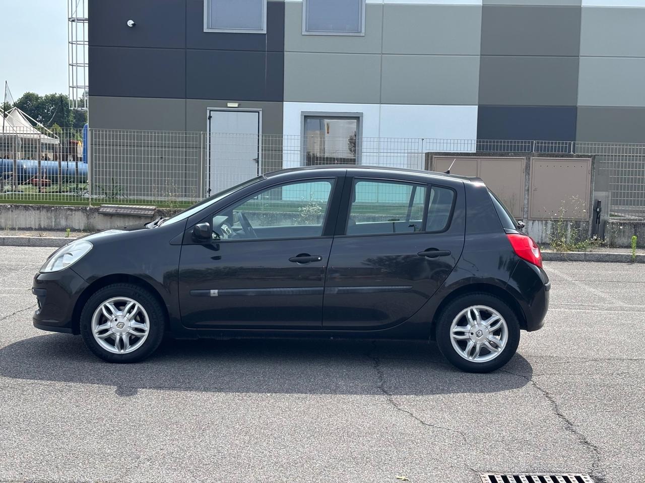 Renault Clio 1.2 16V 5 porte