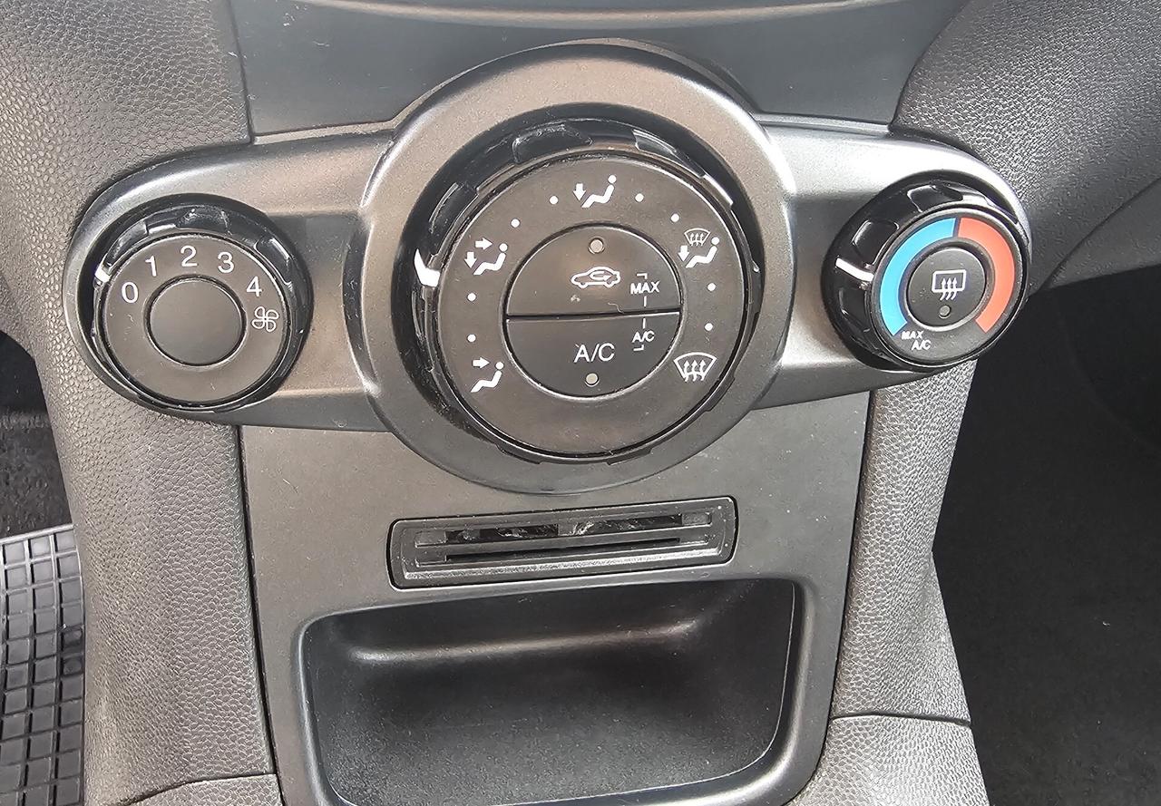 Fiesta 1.5 TD CONDIZIONI OK TAGLIANDATA GARANZIA