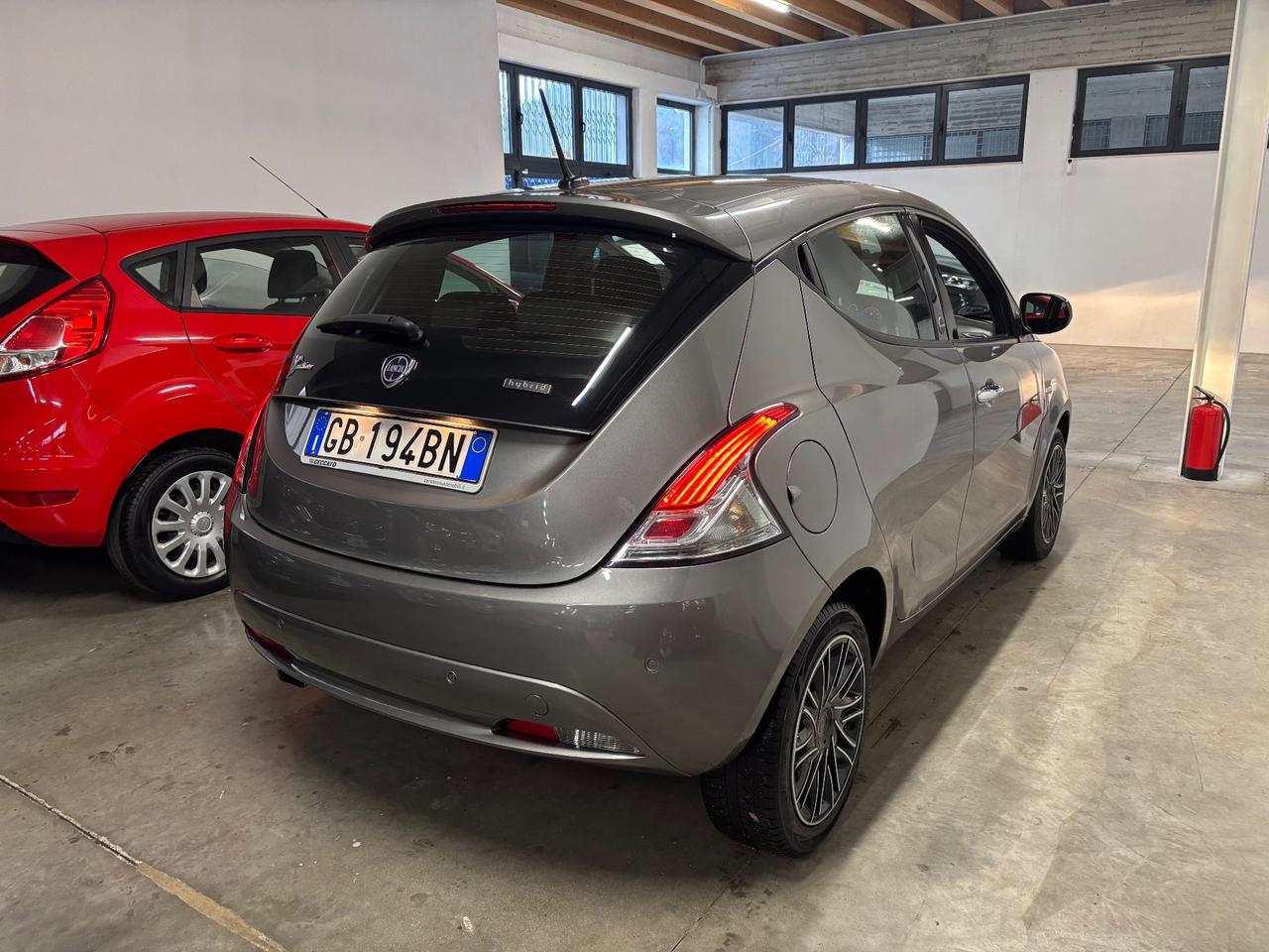 Lancia Ypsilon 1.0 | HYBRID GOLD | OK NEOPATENTATI