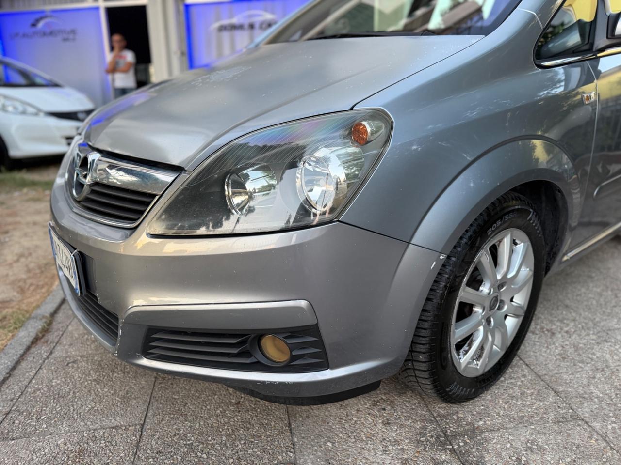 Opel Zafira 1.6 16V ecoM 94CV Cosmo
