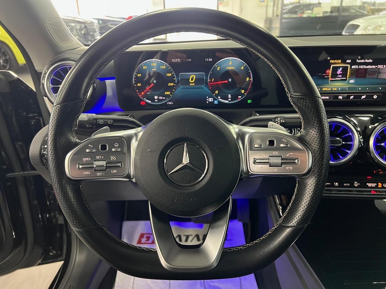 Mercedes-Benz CLA 200 d Shooting Brake Premium