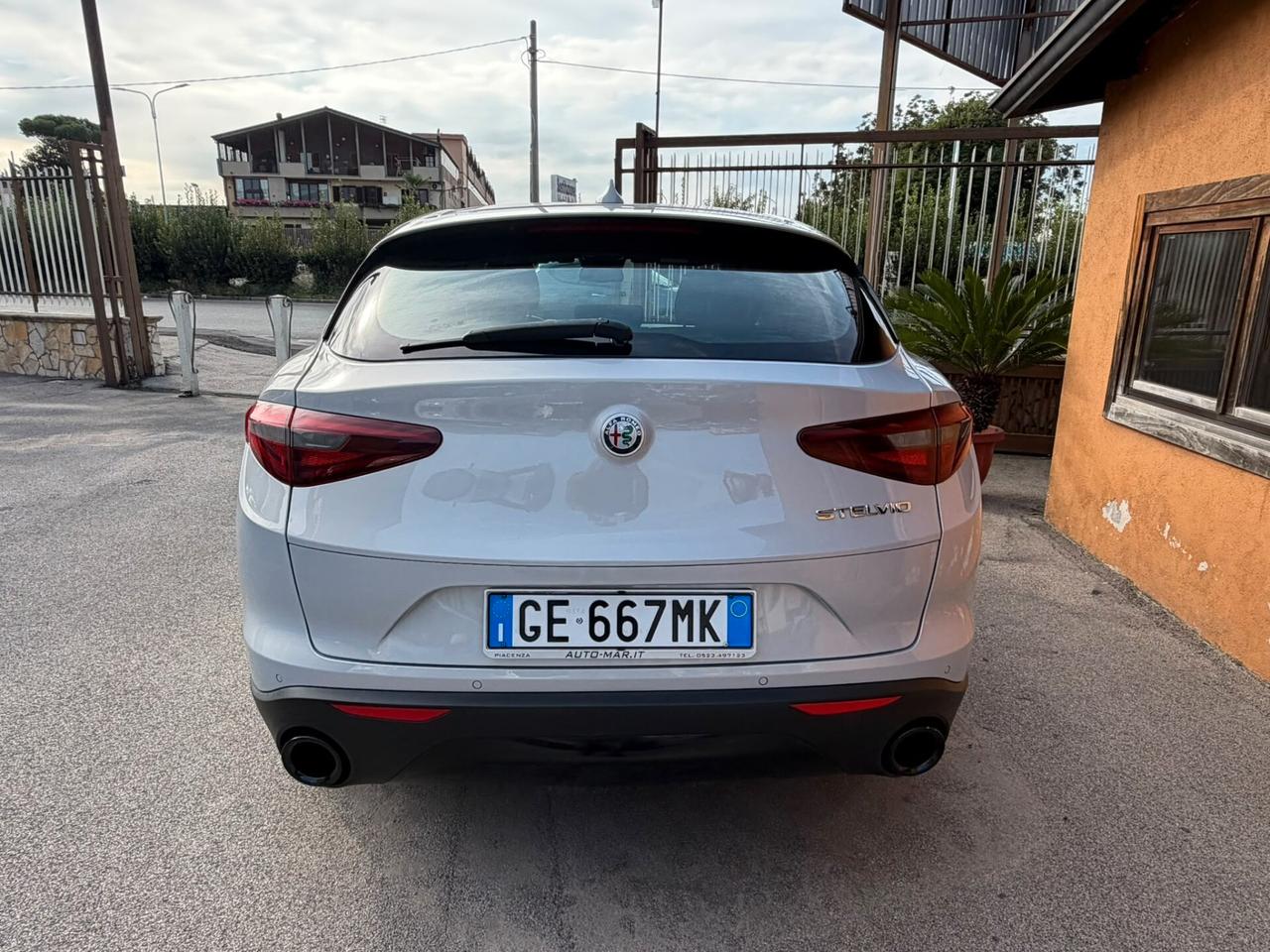 Alfa Romeo Stelvio 2.2 Turbodiesel 160 CV AT8 RWD Rosso Edizione