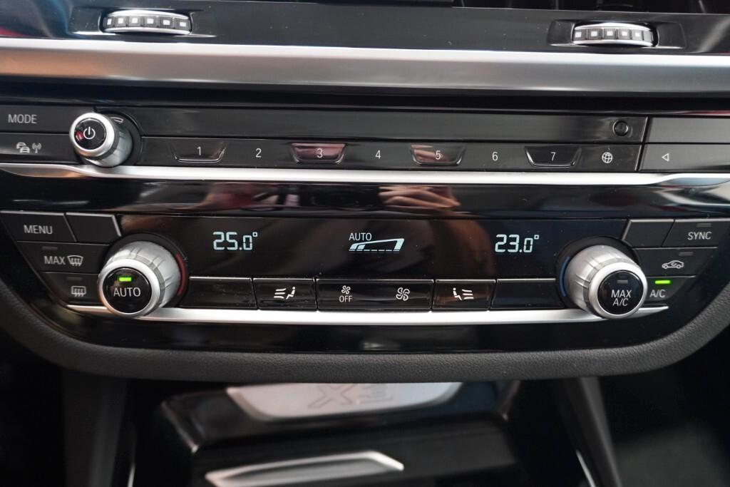 BMW X3 20D 190CV STEPTRONIC 48V X-DRIVE BUSINESS ADVANTAGE ( FARI LED - PELLE - CLIMA TRIZONA - CRUISE - NAVI - CARPLAY - PARK ASSISTANT - TELECAMERA POST. - CERCHI 18 )