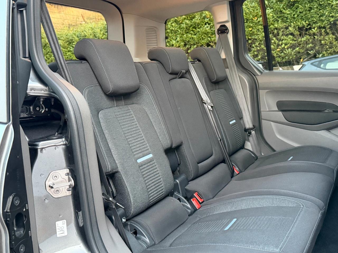 Ford Tourneo Connect 1.5 TDCI 120 cv. ACTIVE (Nav)