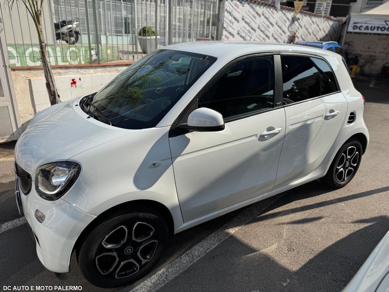 Smart ForFour 900 BenzinaTurbo 90CV.Automatica2018