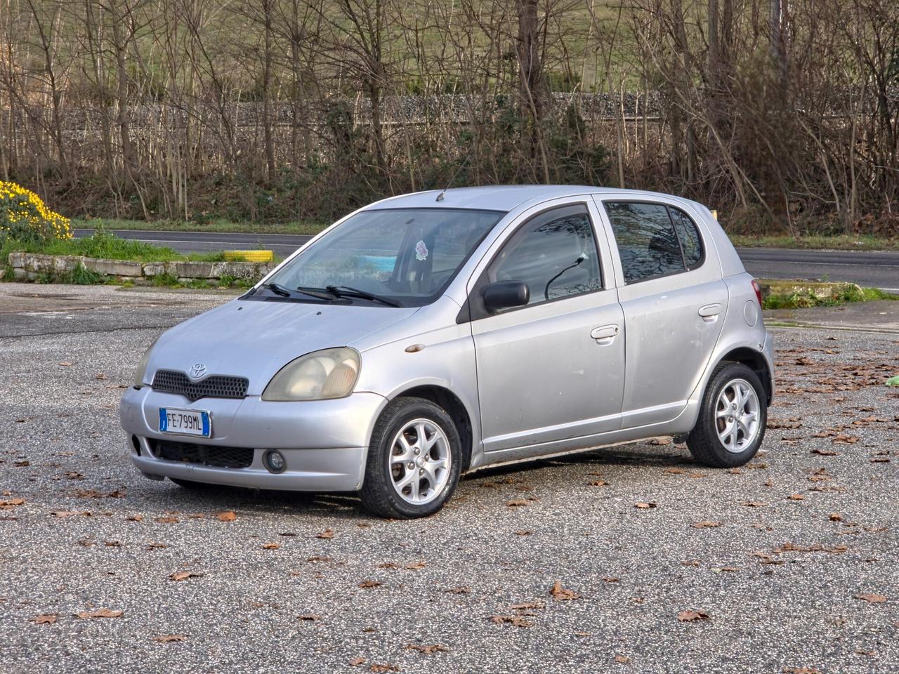 Toyota Yaris 1.3i 16V cat 5 porte Sol 2003-E3 Manuale NEO
