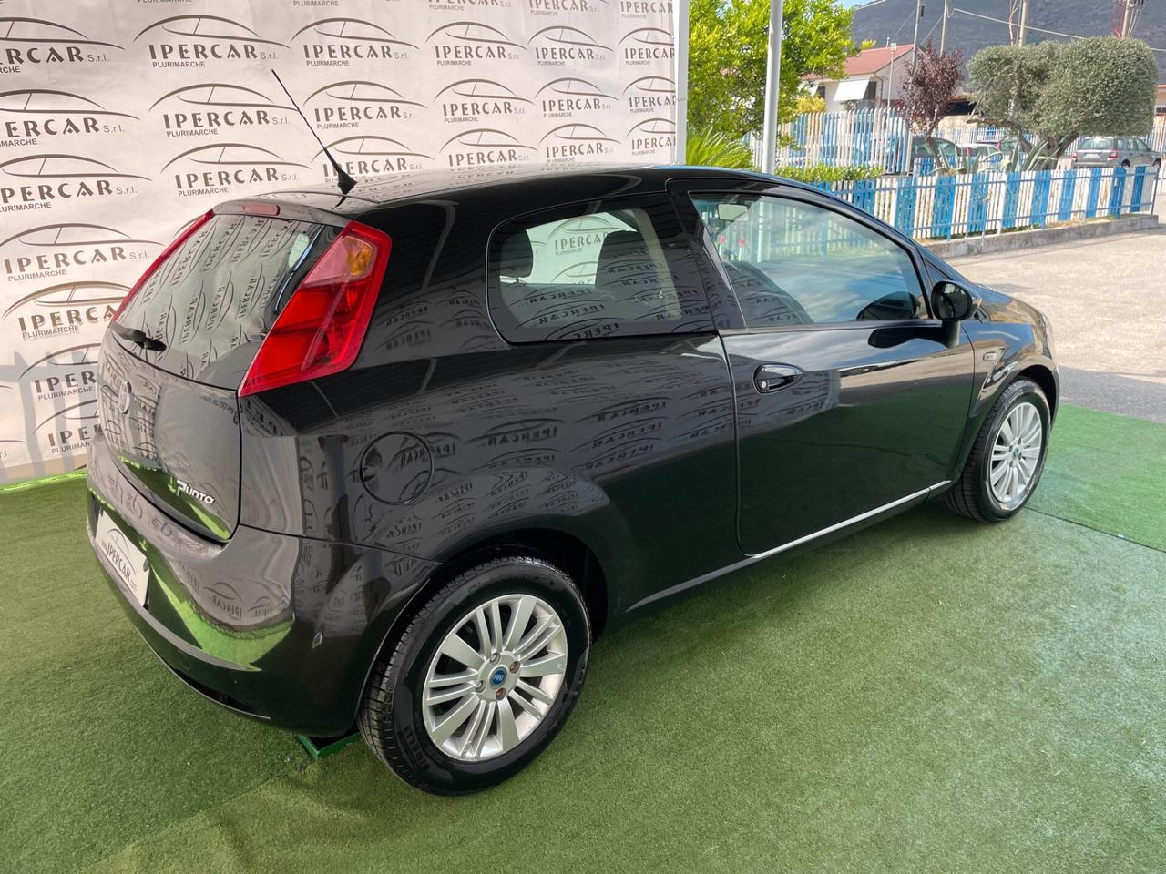Fiat Grande Punto 1.3 MJT 90 CV 3 porte EMOTION ( CAMBIO AUTOMATICO )