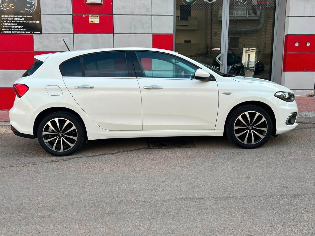 Fiat Tipo 1.6 Mjt S&S 5 porte Lounge