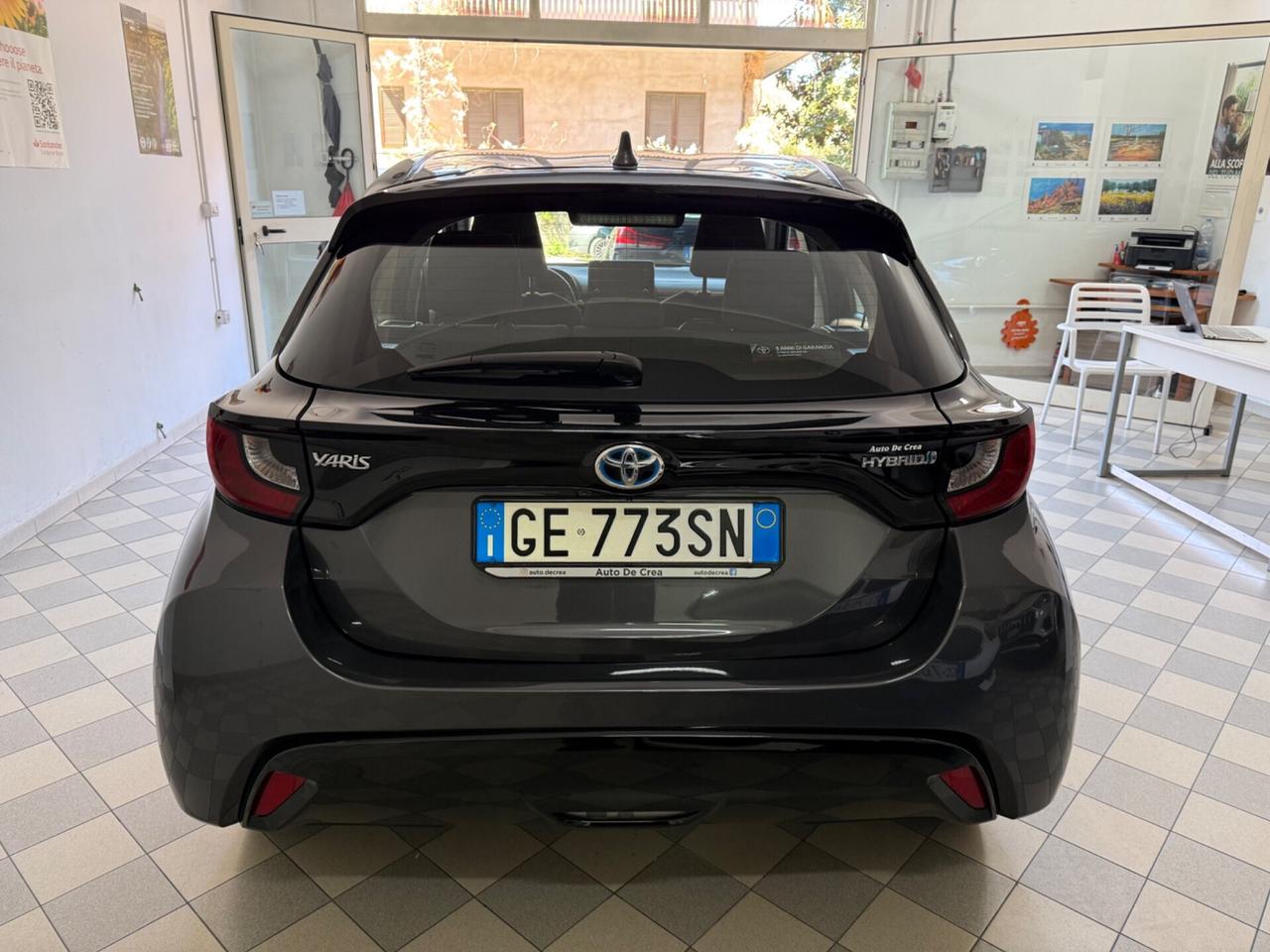 Toyota Yaris 1.5 Hybrid 5 porte Business