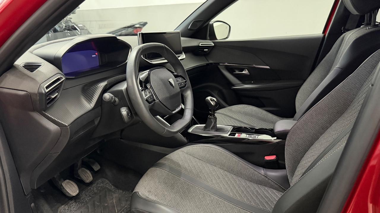 Peugeot 2008 1.2 benz 101cv ALLURE
