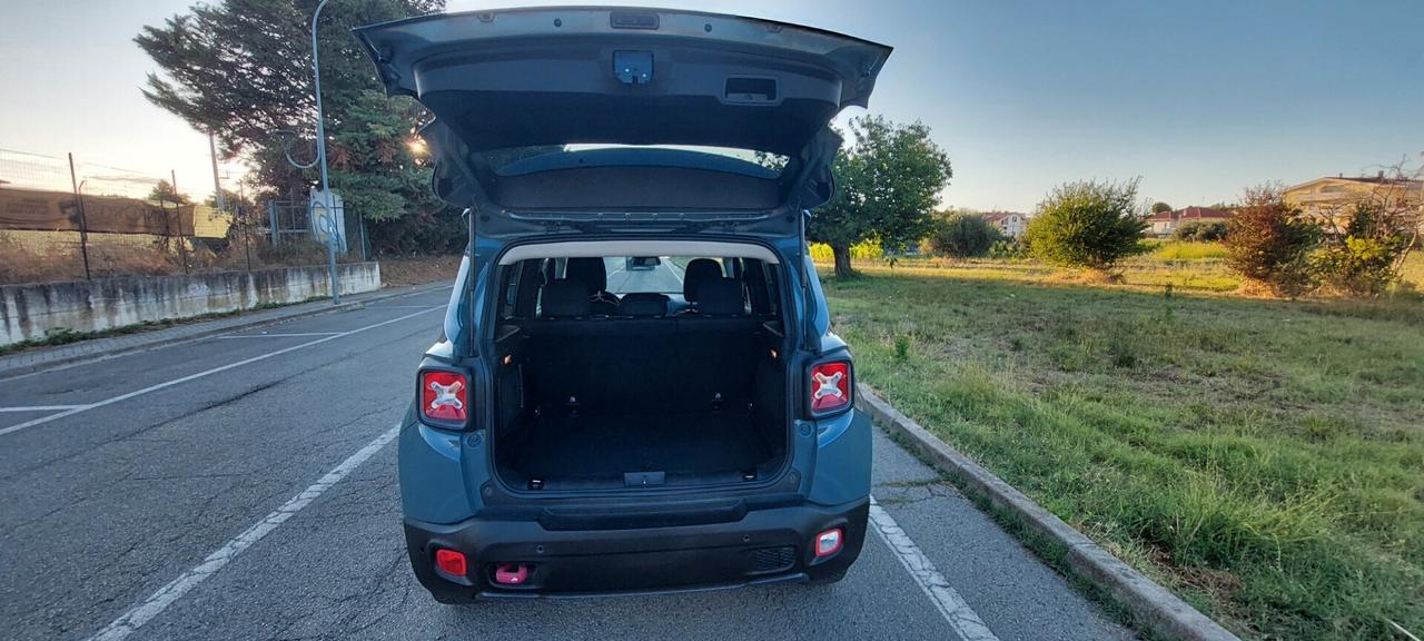 RENEGADE 2,0 DIESEL 170 CV 4X4 CAMBIO AUTOMATICO TRAILHAWK LEGA TELEFONO IMPECCABILE