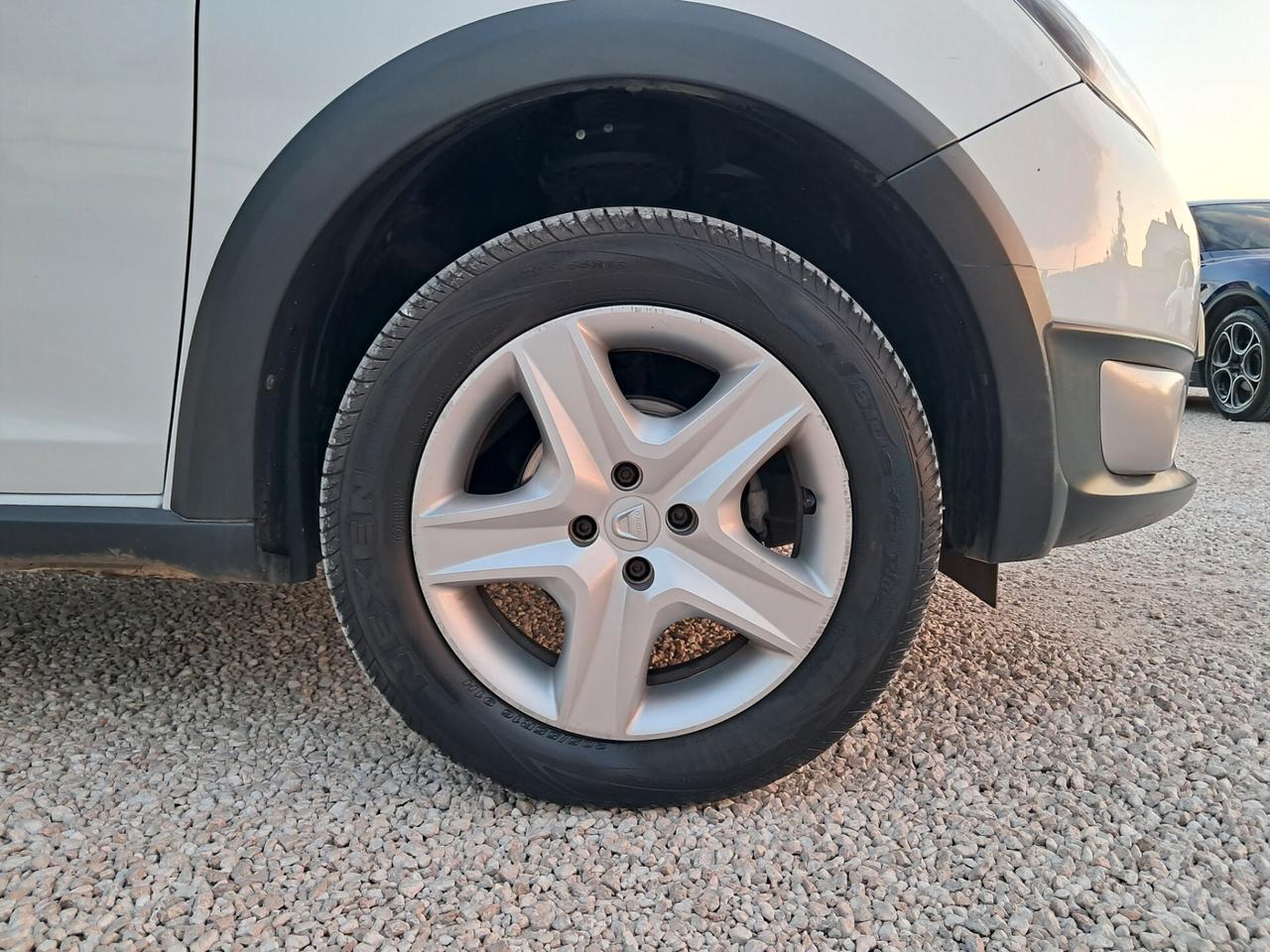 Sandero Stepway 1.5 dCi 90CV Automatica *NAVY-CRUISE*