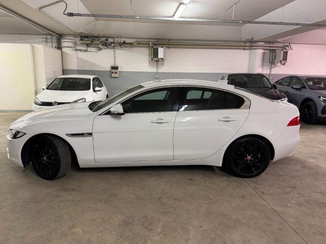 JAGUAR XE 2.0 D 180 CV aut. Pure