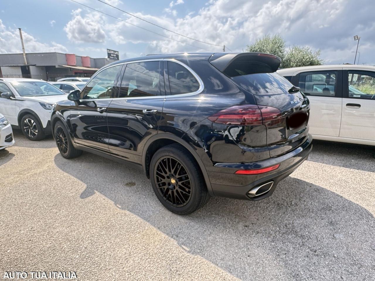 PORSCHE CAYENNE DIESEL NAVI PASM LED