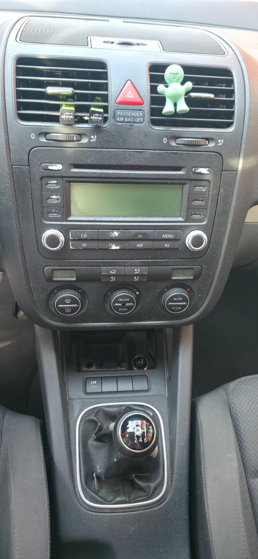 Volkswagen Golf 1.6 16V FSI 5p. Sportline