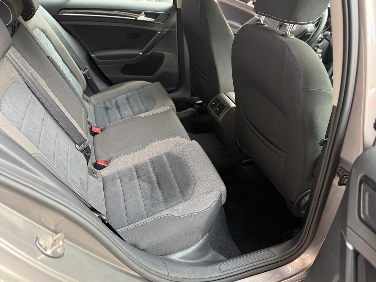 Volkswagen Golf 1.6 TDI 5p. 4MOTION Highline 105cv