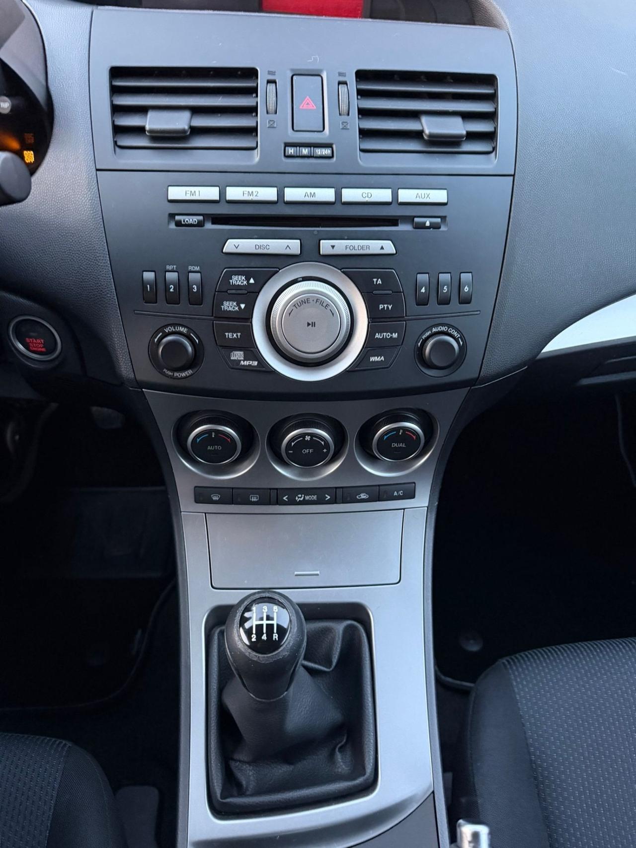 Mazda 3 1.6 MZR 105 CV 5p. Advanced neopatentati