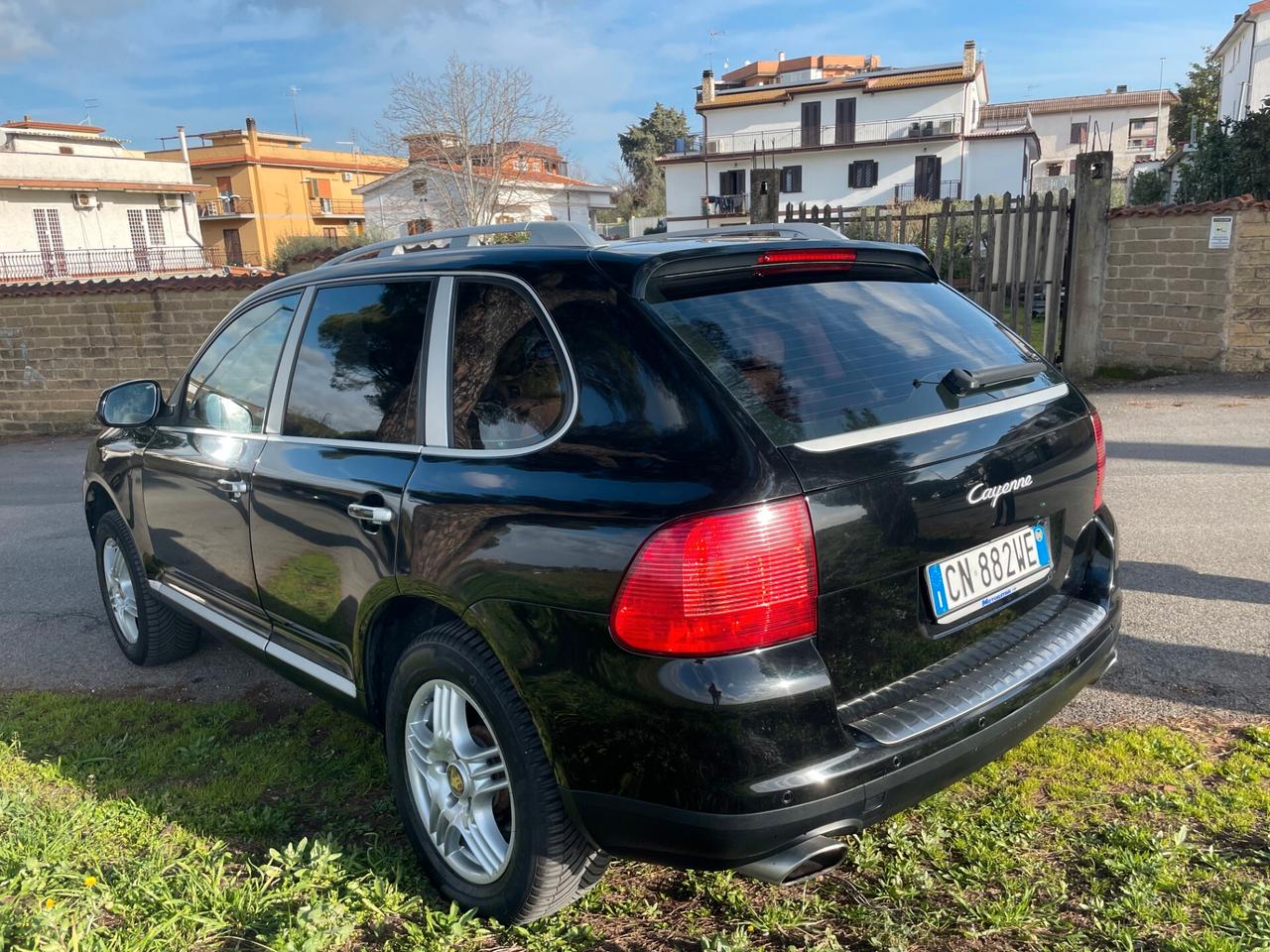 Porsche Cayenne 3.2 BENZINA, GPL