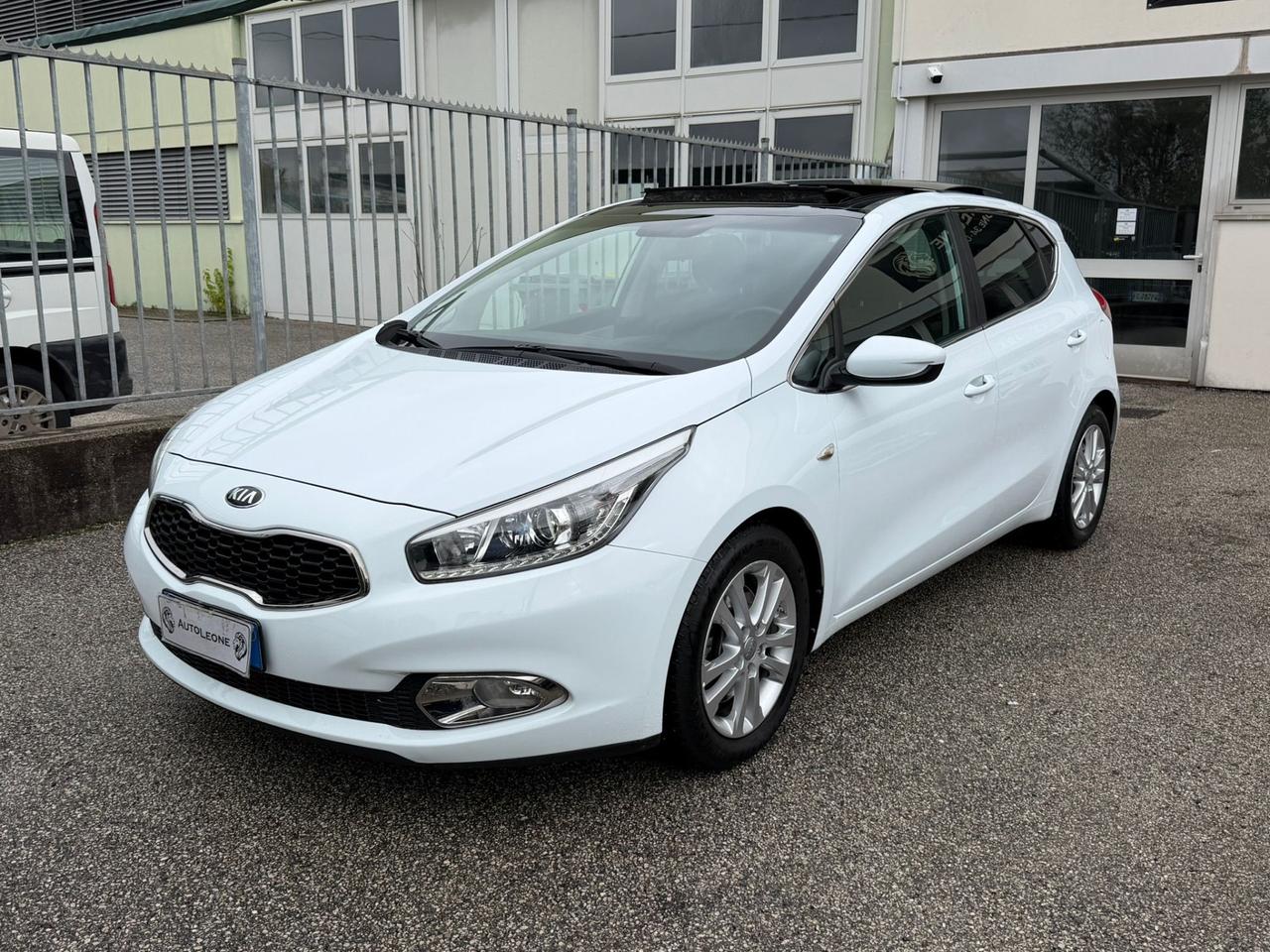 Kia Ceed cee'd 1.6 CRDi 110 CV 5 porte Cool