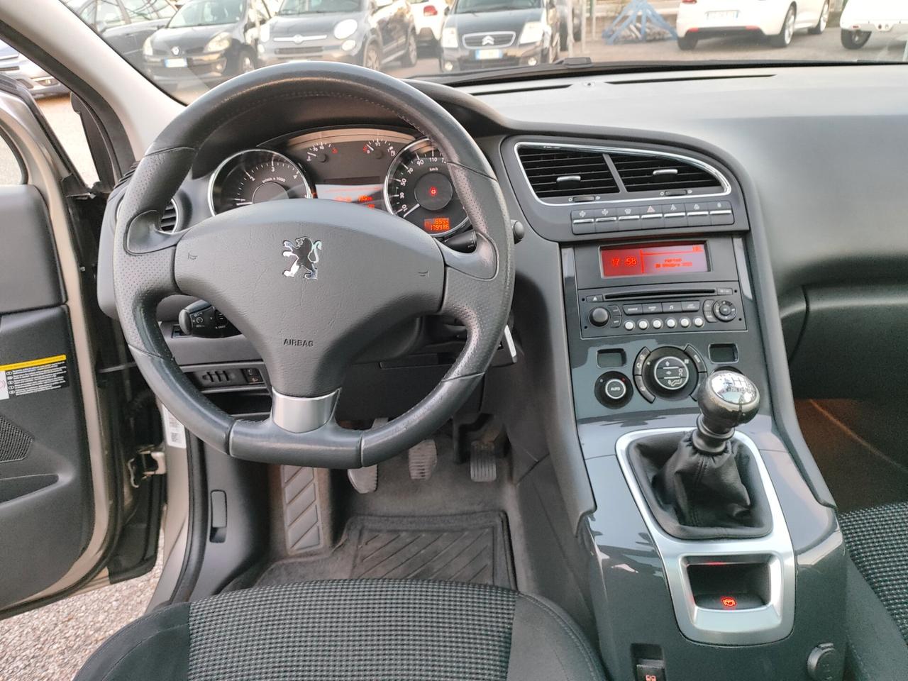 Peugeot 5008 2.0 HDi 150CV Business