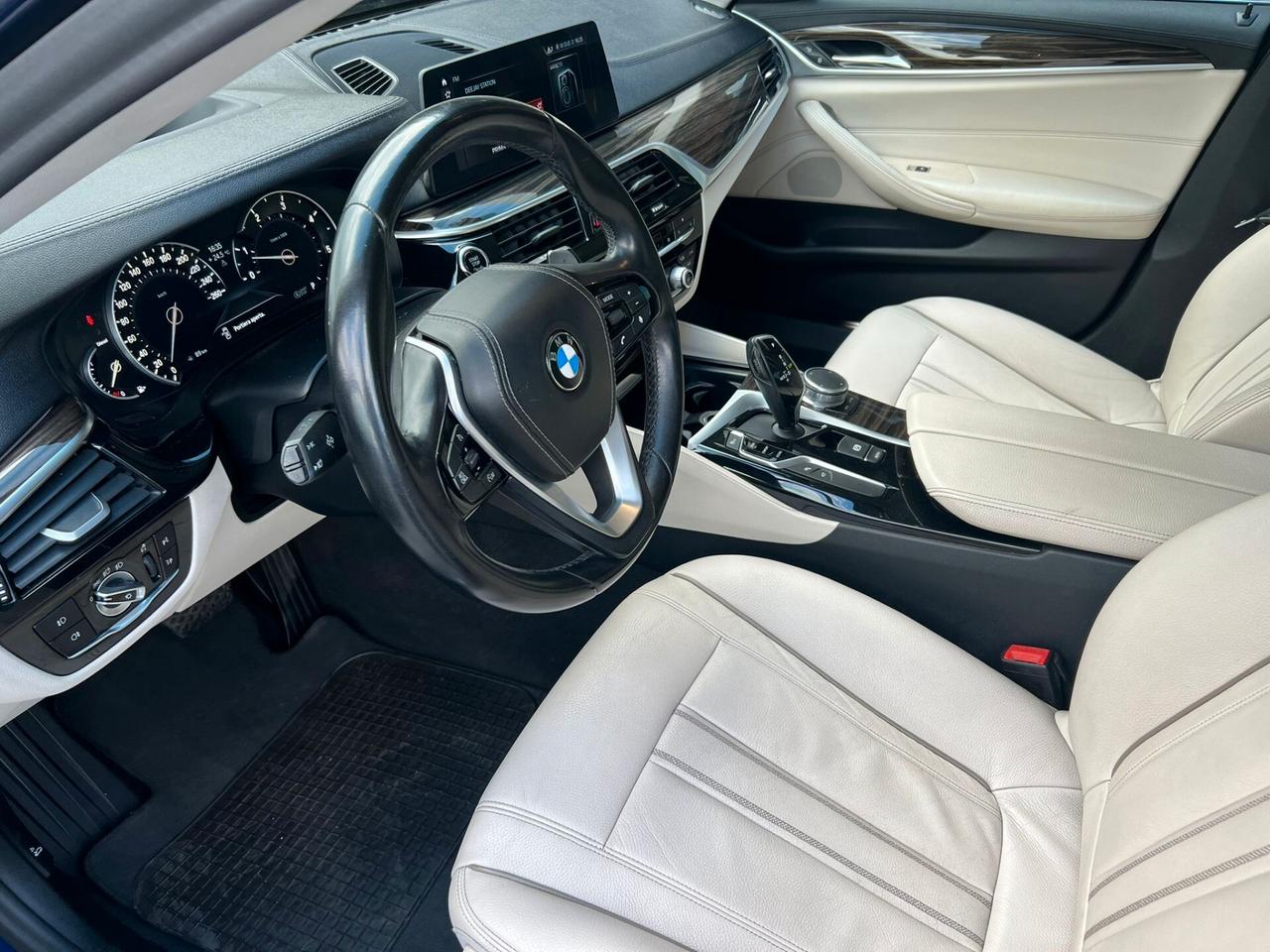 Bmw 530 D G-30 Luxury - 265cv