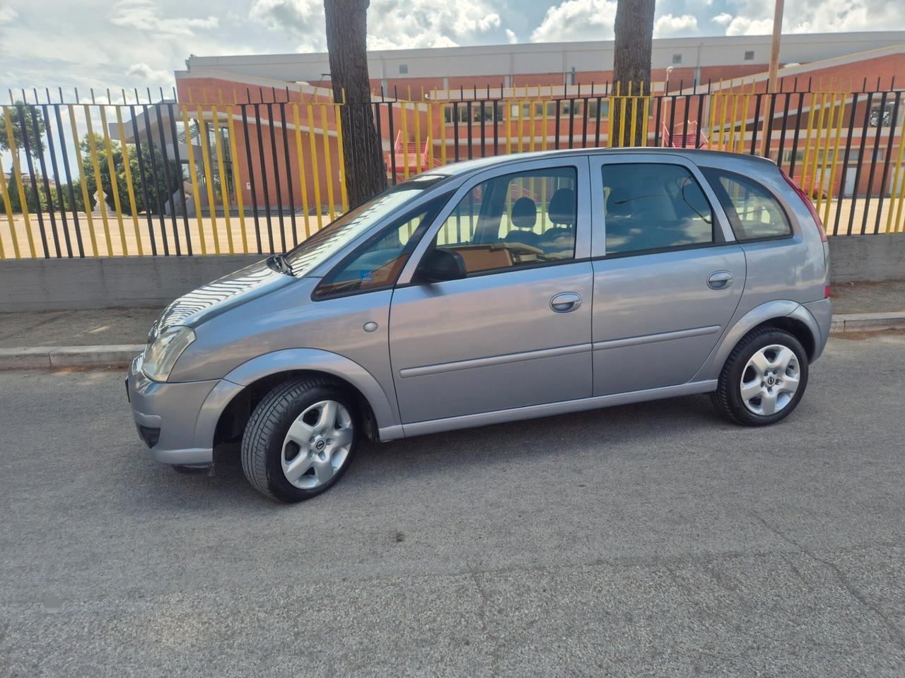 Opel Meriva 1.3 multijet 75cv gangio traino 09