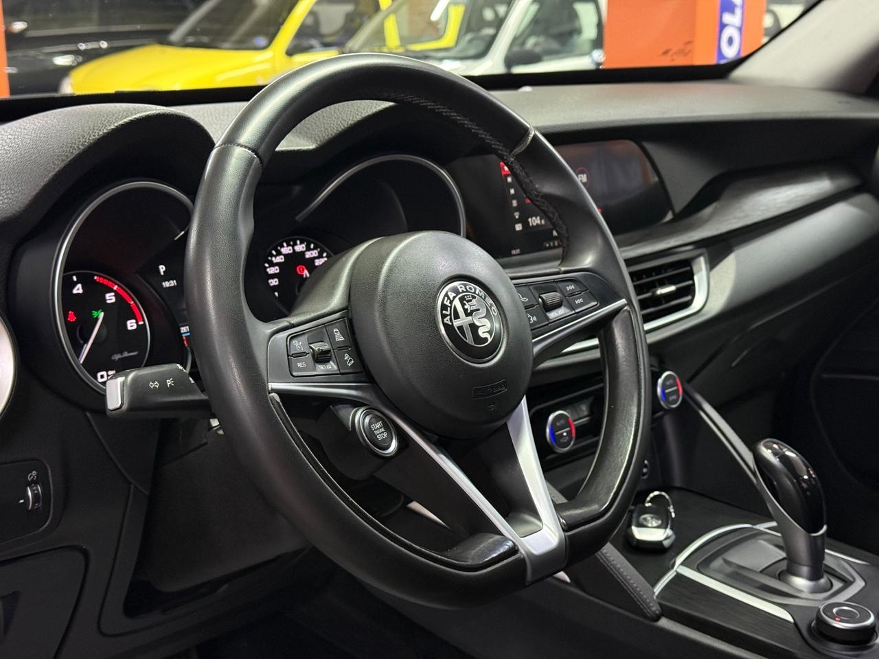 Alfa Romeo Stelvio 2.2 Turbodiesel 160 CV AT8 RWD Business