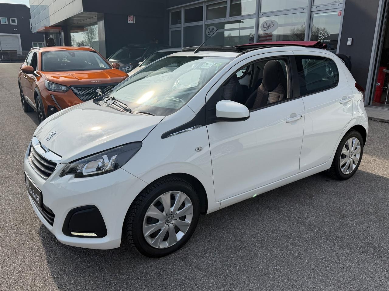 Peugeot 108 Cabrio Neopatentati