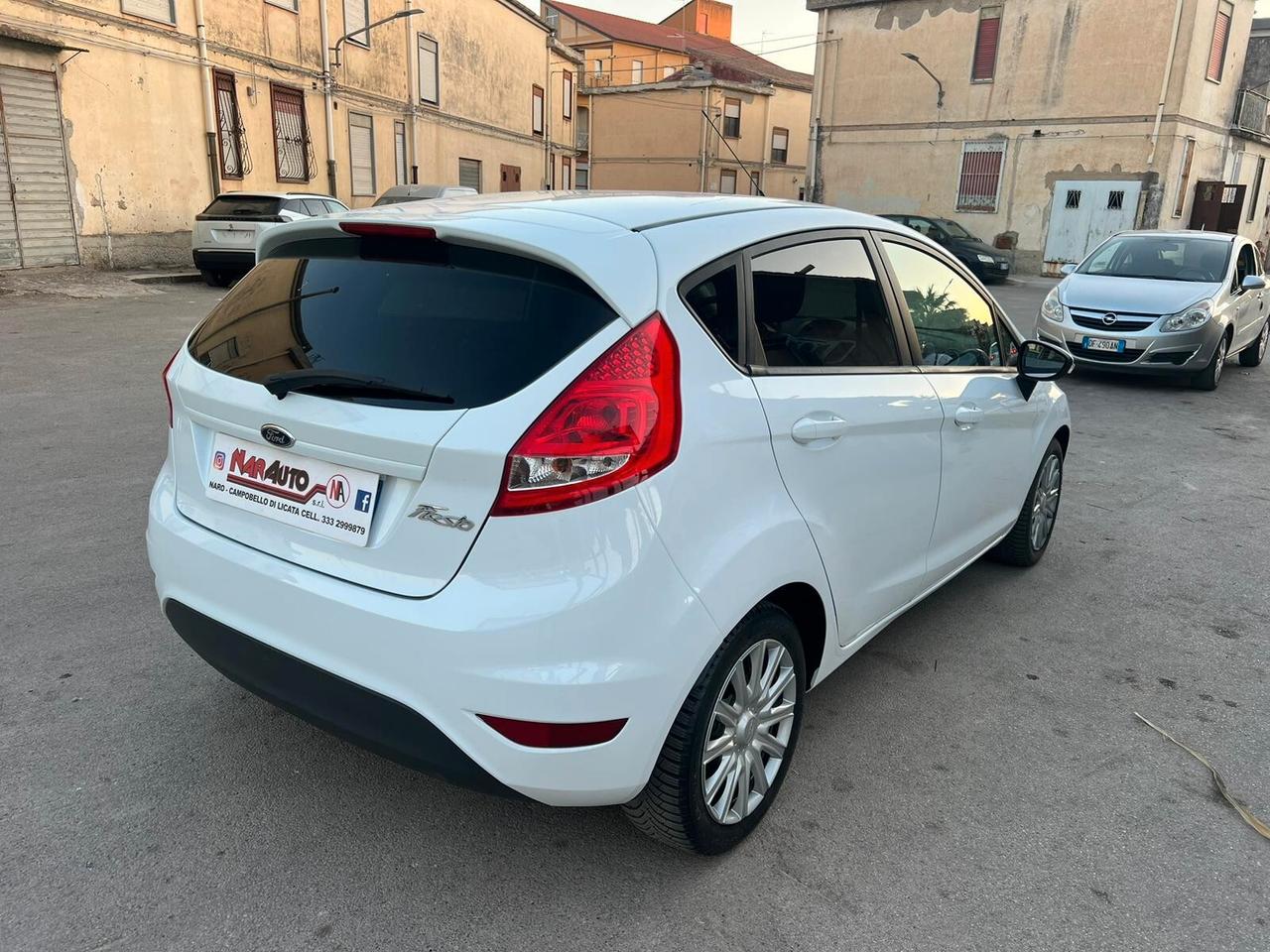 Ford Fiesta 1.4 TDCi 70CV 5 porte Titanium