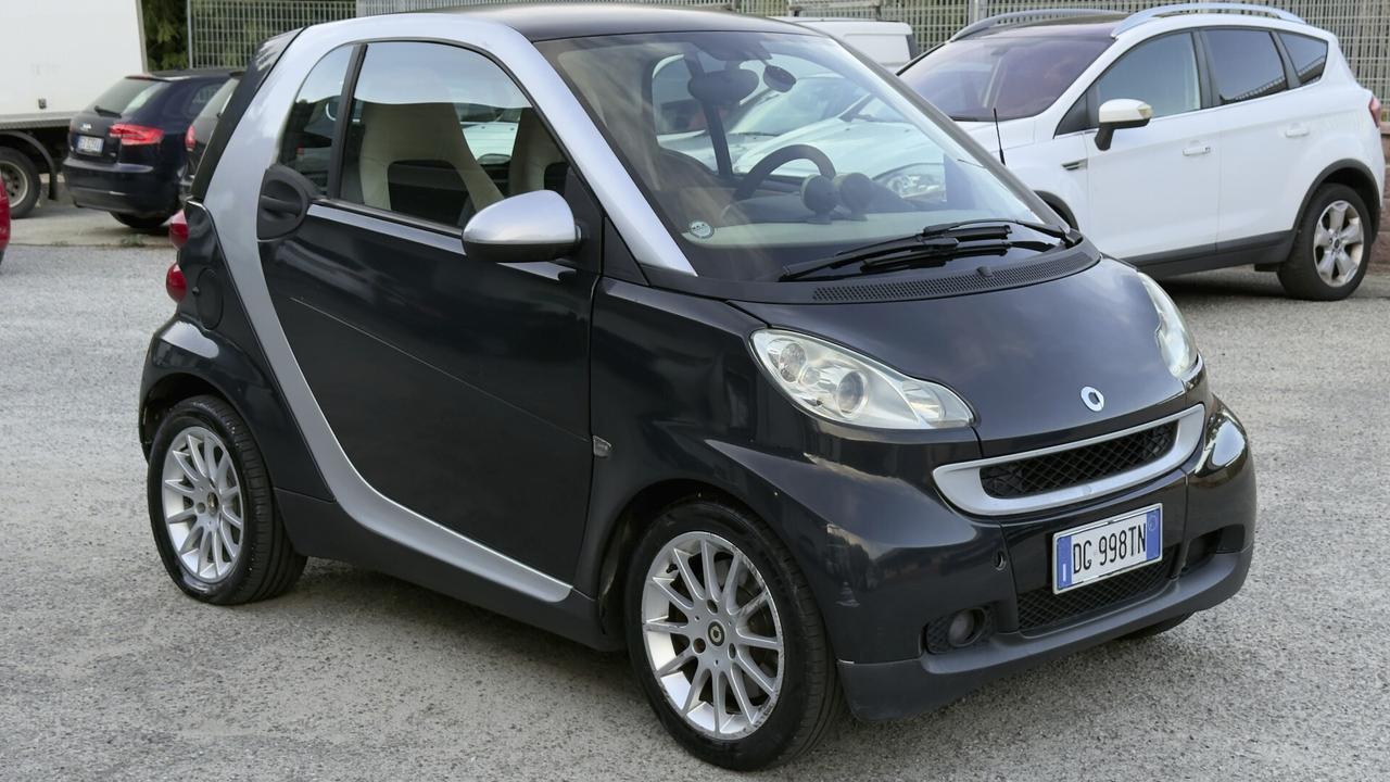 Smart ForTwo 1000 52 kW coupé passion