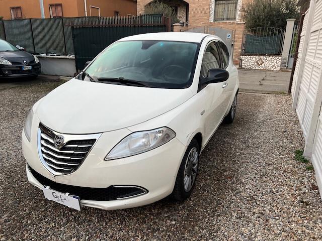 Lancia Ypsilon 1.2 69 CV 5 porte S&S Platinum