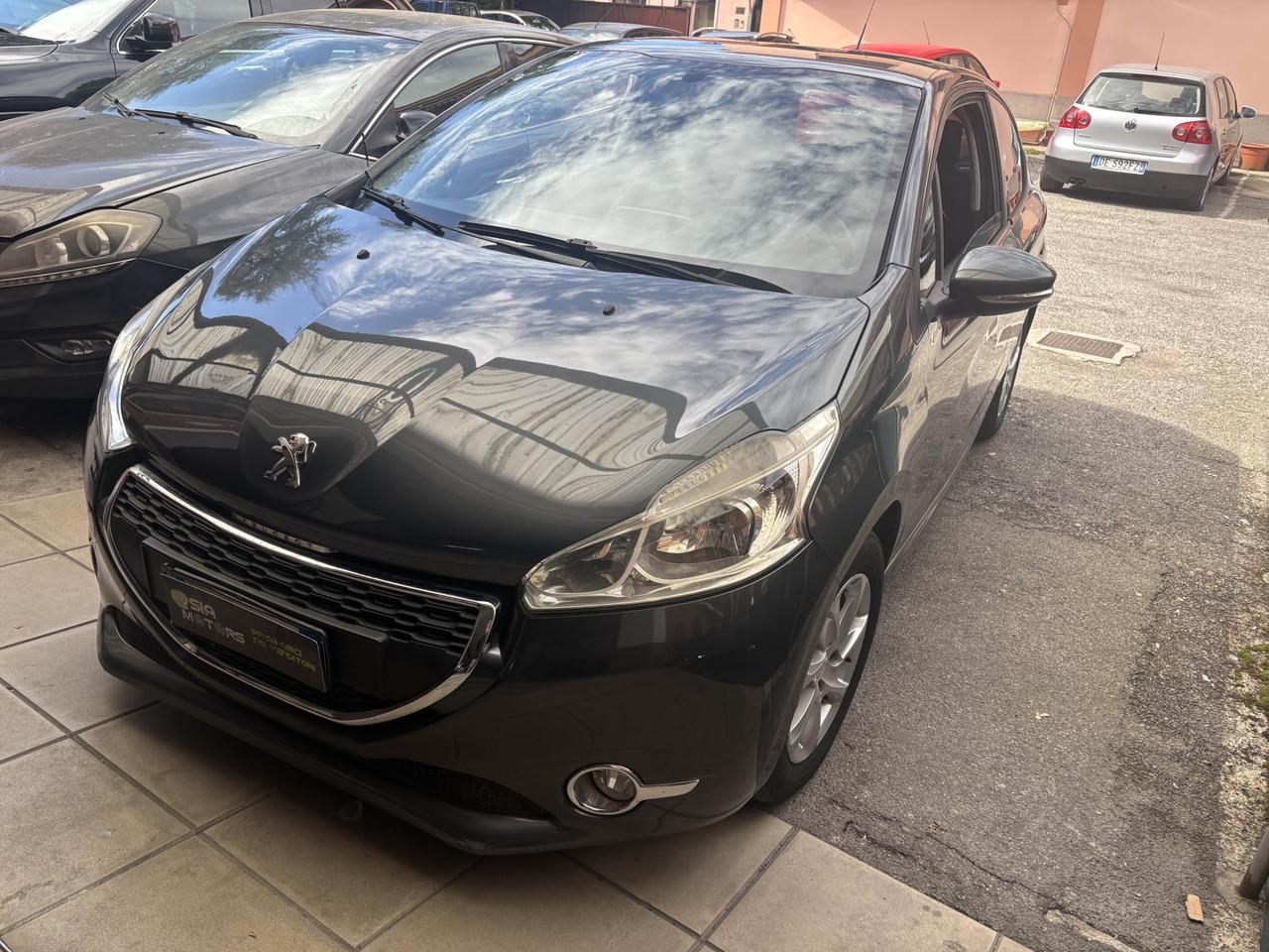 Peugeot 208 1.2 VTi Allure 3 porte