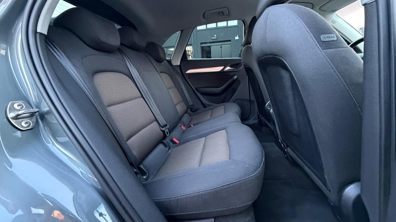 AUDI Q3 QUATTRO 2.0 BUSINESS PLUS S-TRONIC 177 CV - FULL LED