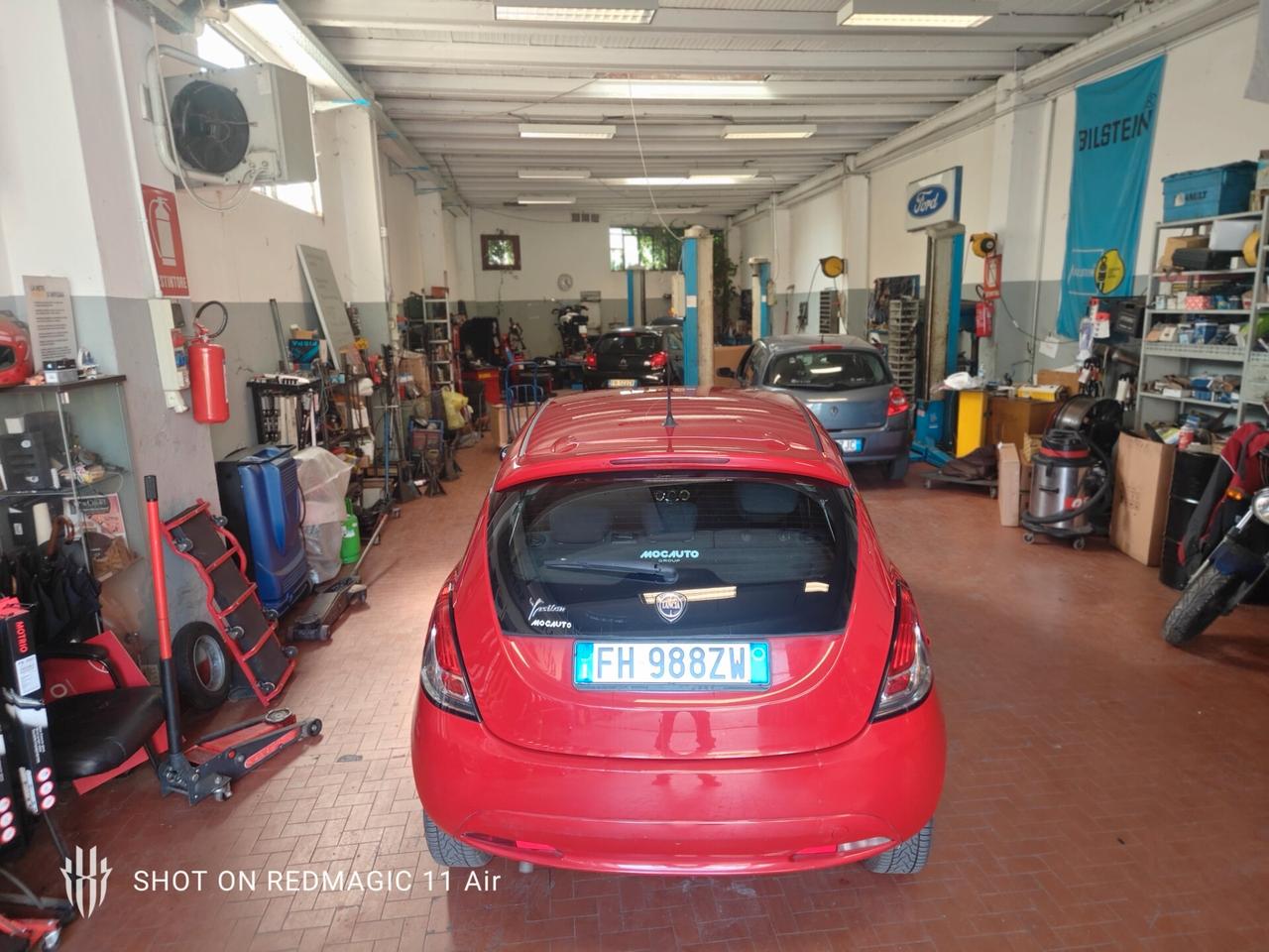 Lancia Ypsilon 1.2 69 CV 5 porte