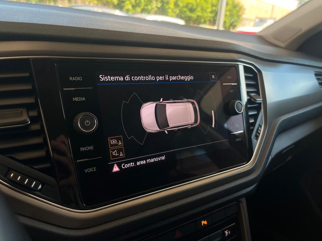 Volkswagen T-Roc 2.0 TDi Style +Navi 116cv NEOPATENTATI