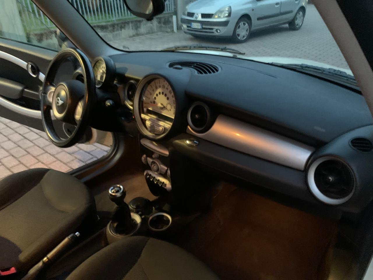 Mini 1.4 16V One Chili