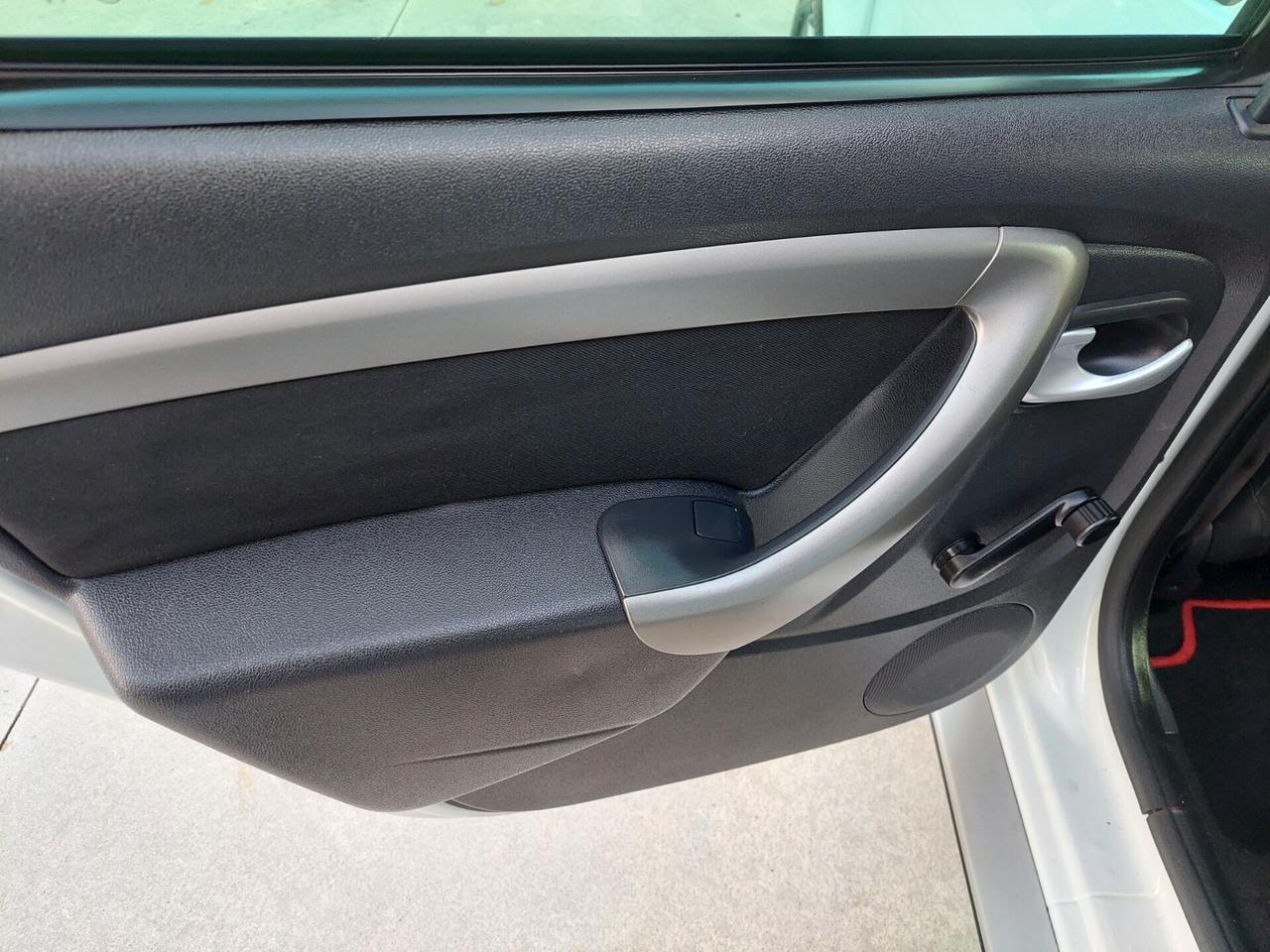 Dacia Duster 1.5 dCi 110CV Lauréate soli 109.000km