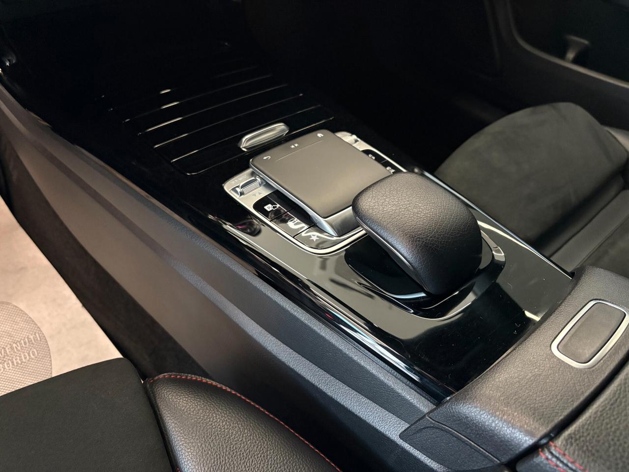 Mercedes-benz CLA 200 d Auto Premium Plus AMG