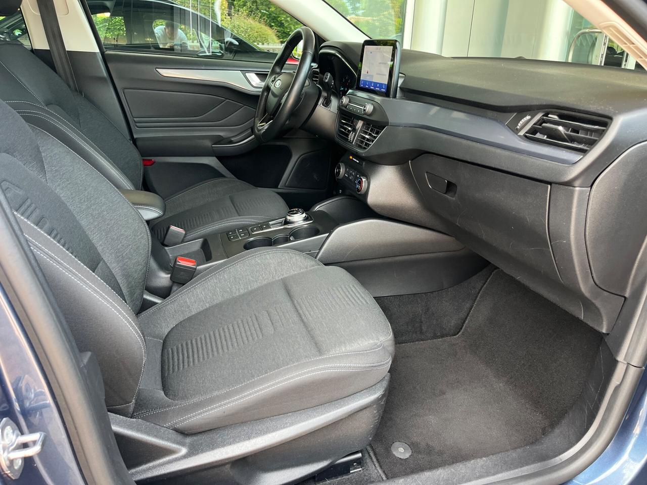 Ford Focus SW 1.5 ecoblue ST-Line 2020 !!