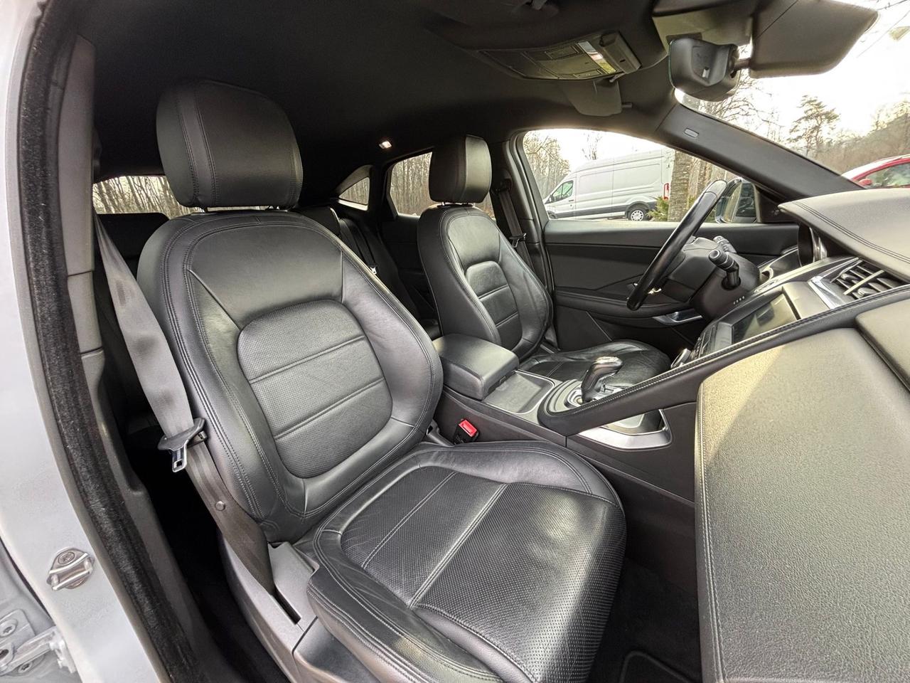 Jaguar E-Pace 2.0D 180 CV AWD aut. S