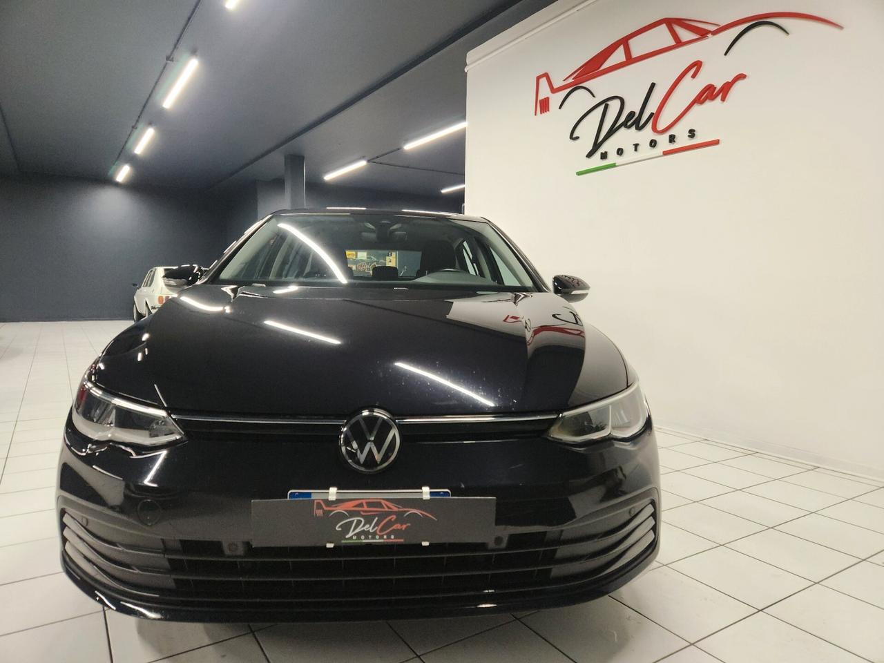 Volkswagen Golf 1.0 TSI EVO Life Dsg Neopatentati